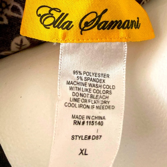 🔥 4 for $20 🔥 Pullover top - Picture 2 of 2